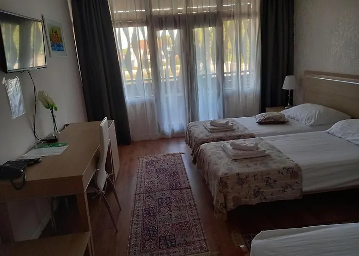 Hotel Albamaris